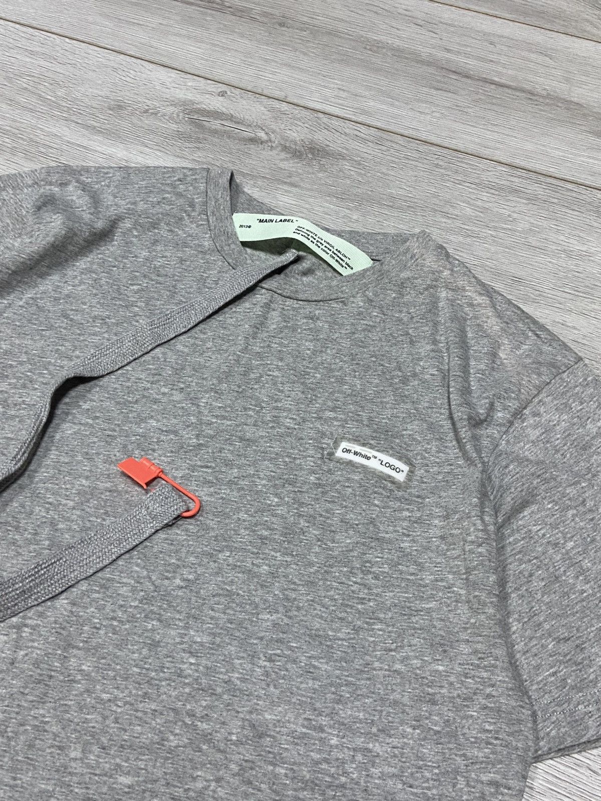 Off-White Off-white “logo” small Virgil Abloh tag vintage t-shirt Size US S / EU 44-46 / 1 - 3 Thumbnail