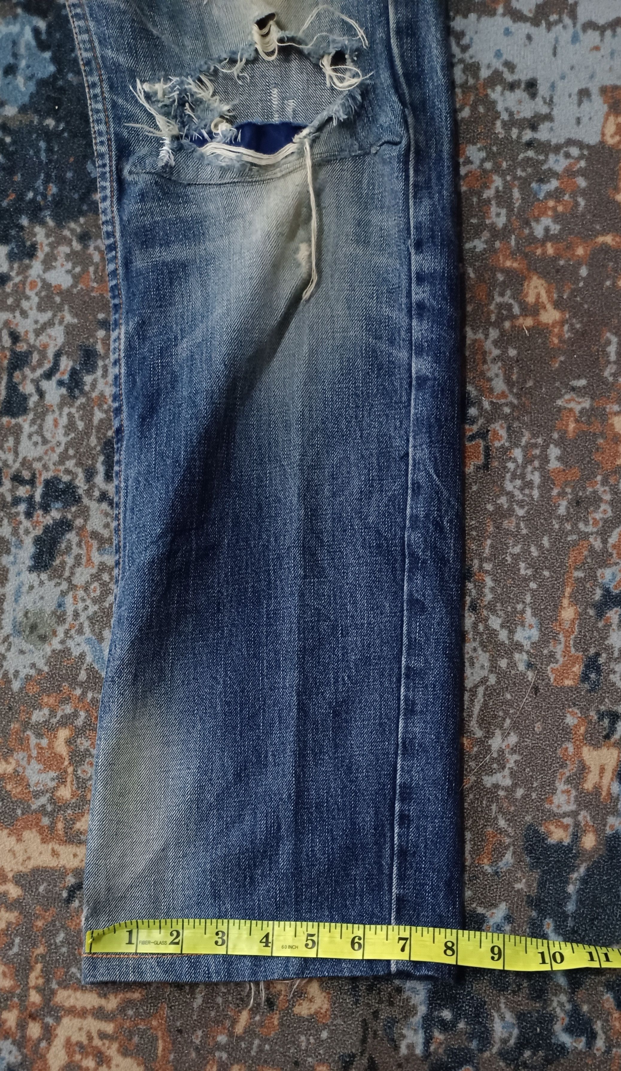Japanese Brand 🔥Vintage Red Pepper embroidered VINTAGE 71 Distressed jeans Size US 31 - 22 Thumbnail