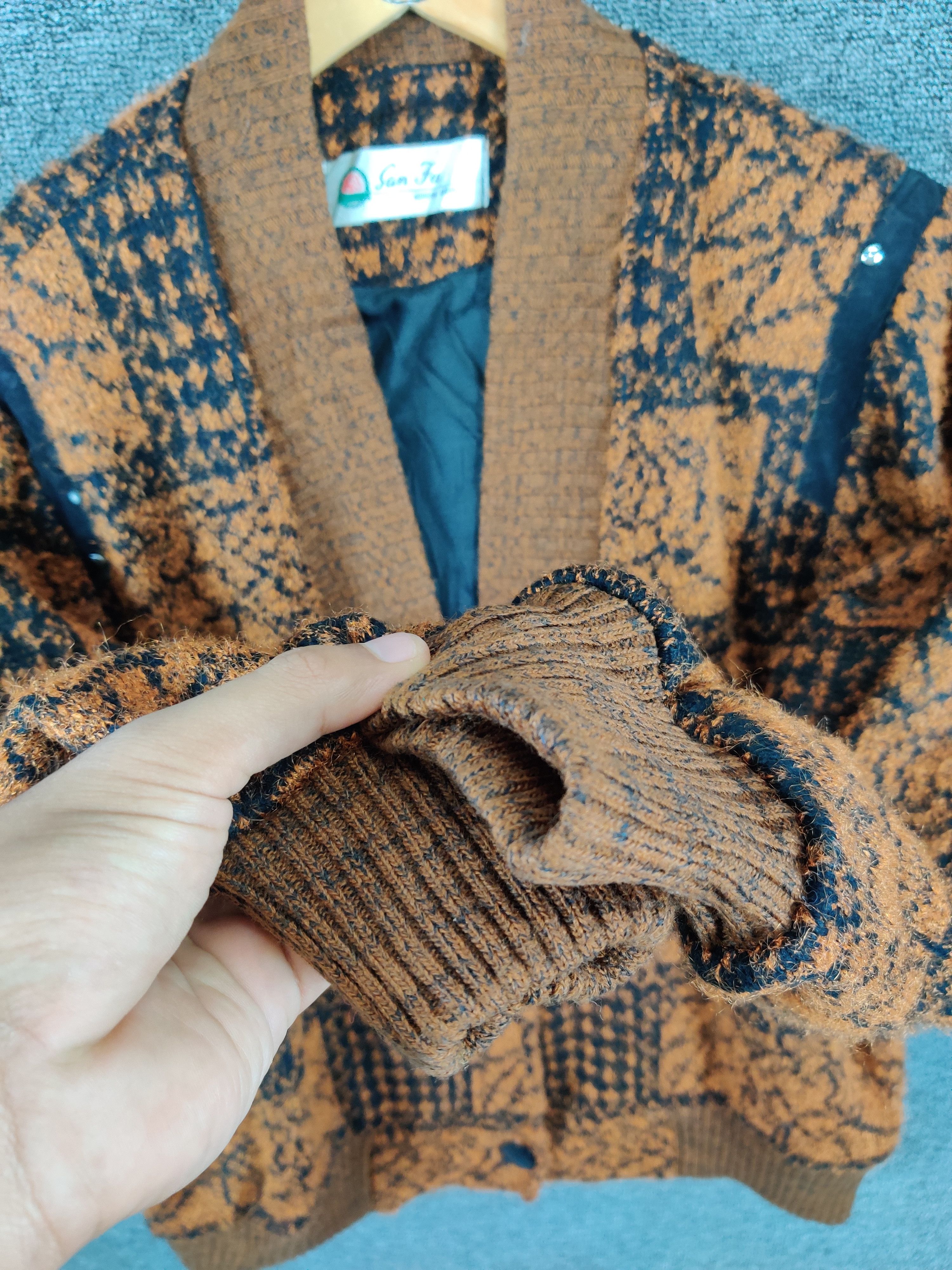 Aran Isles Knitwear Vintage San Fu Knit Cardigan Nice Design Size US L / EU 52-54 / 3 - 9 Thumbnail