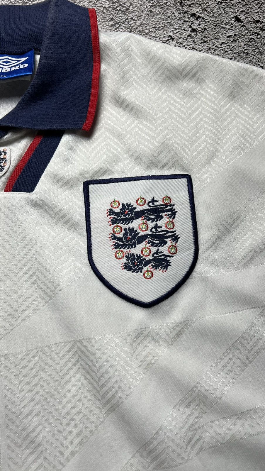Umbro 1993-1995 England national team umbro vintage jersey Size US XL / EU 56 / 4 - 6 Thumbnail