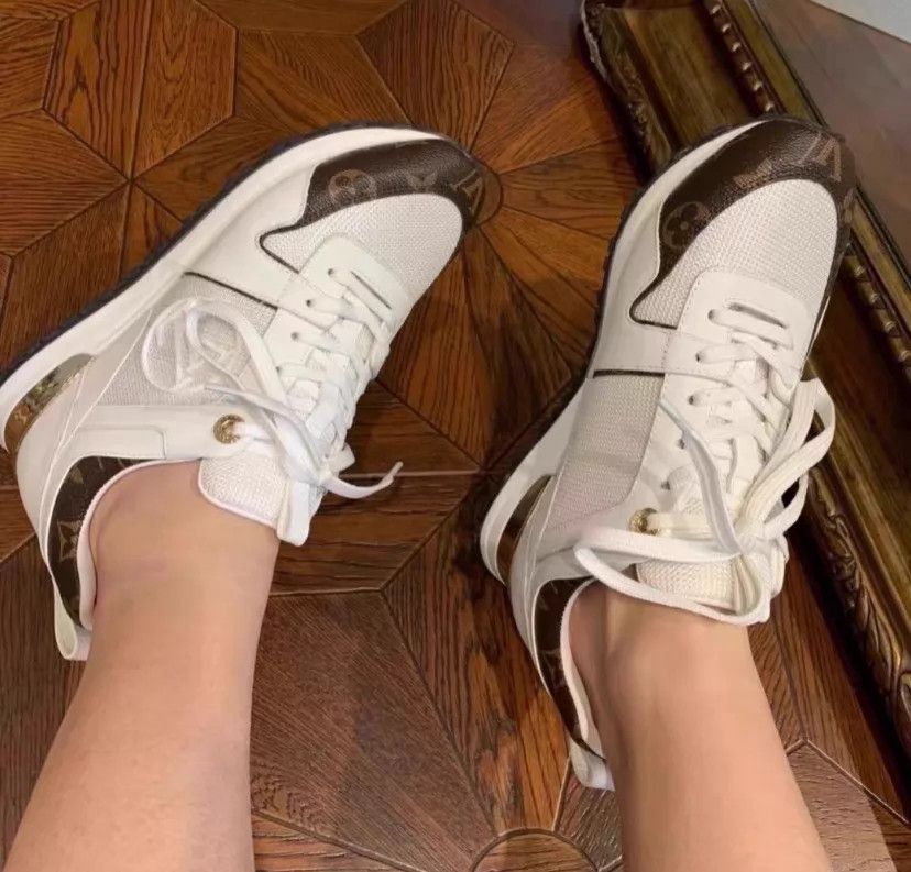 Louis Vuitton LV Run Away White Monogram Sneakers 36 98 New 13883 Size US 5.5 / IT 35.5 - 8 Thumbnail