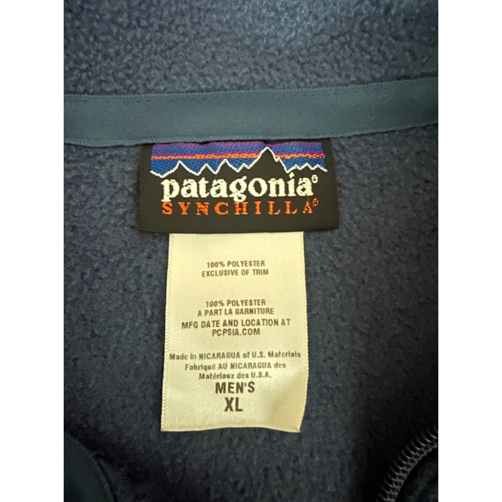 Patagonia VINTAGE Patagonia Synchilla Vest Navy XL Full Zip Stand-Up Collar Hiking Men Regular Solid Polyester Fleece 90s Outdoor Casual Winter Spring Fall Size US XL / EU 56 / 4 - 3 Thumbnail