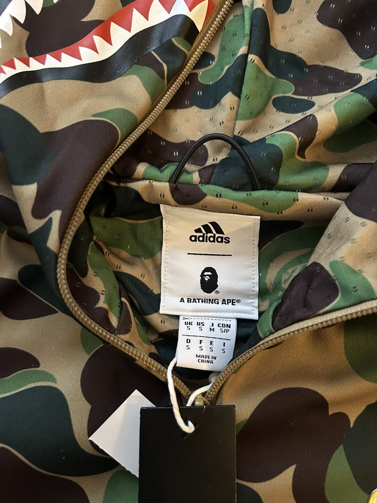 Adidas × Bape Bape x Adidas Green Camo Shark Full Zip Hoodie Size US S / EU 44-46 / 1 - 11 Thumbnail