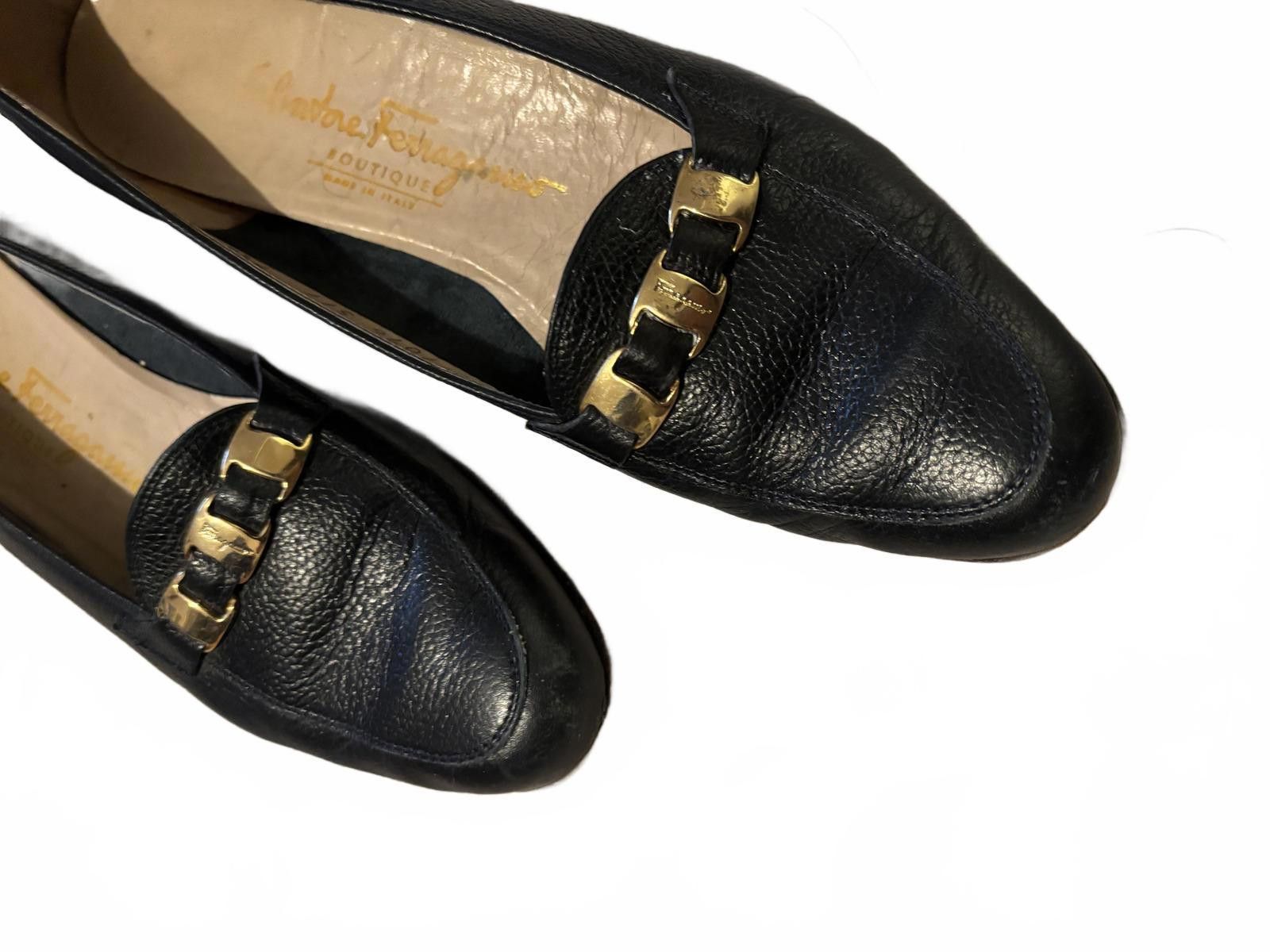 Salvatore Ferragamo Salvatore Ferragamo Women's Leather Loafers with Gold Detail Size US 7.5 / IT 37.5 - 1 Thumbnail