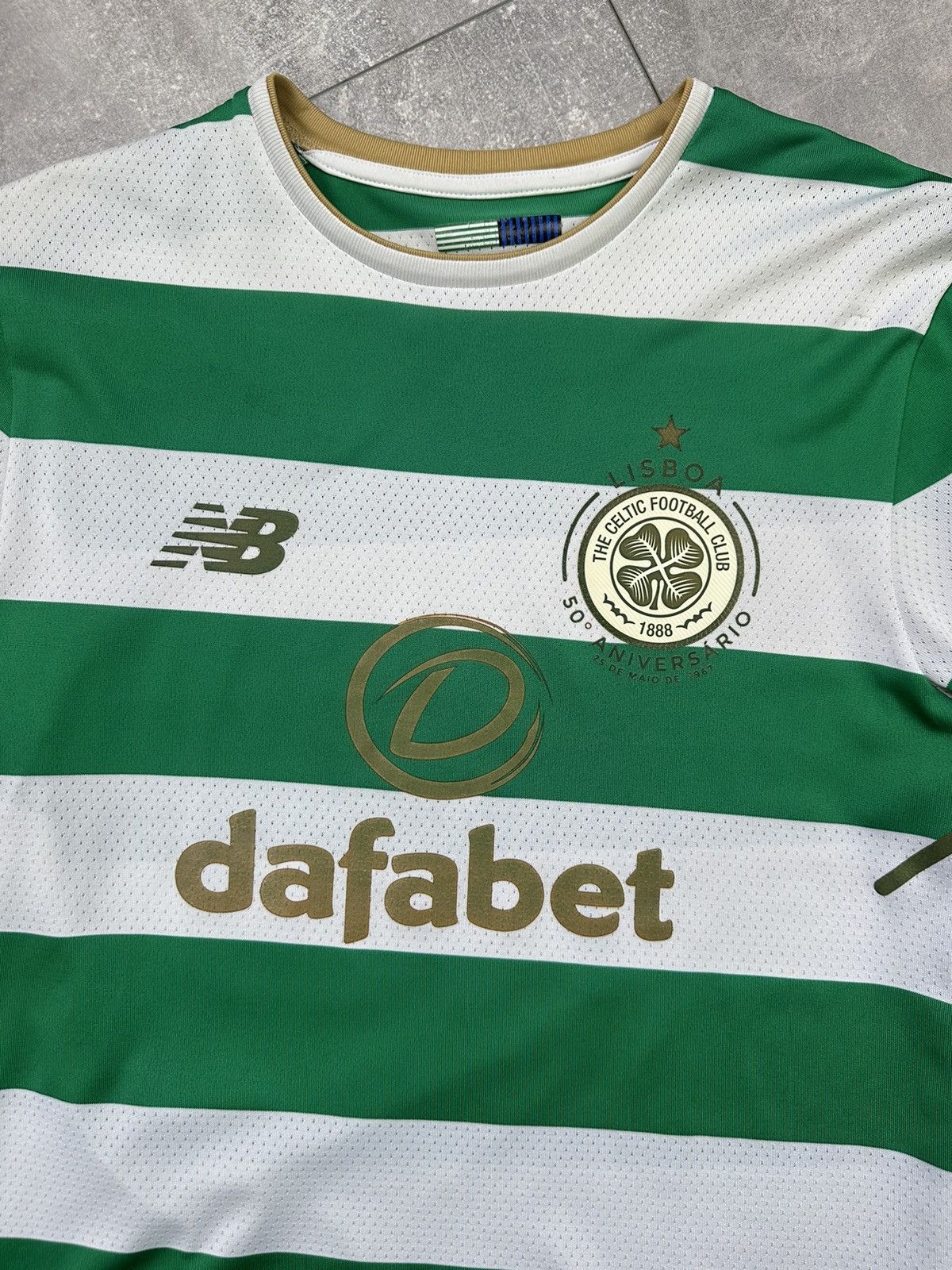Other New Balance Celtic F.C Vintage Home Soccer Jersey Size US S / EU 44-46 / 1 - 3 Thumbnail