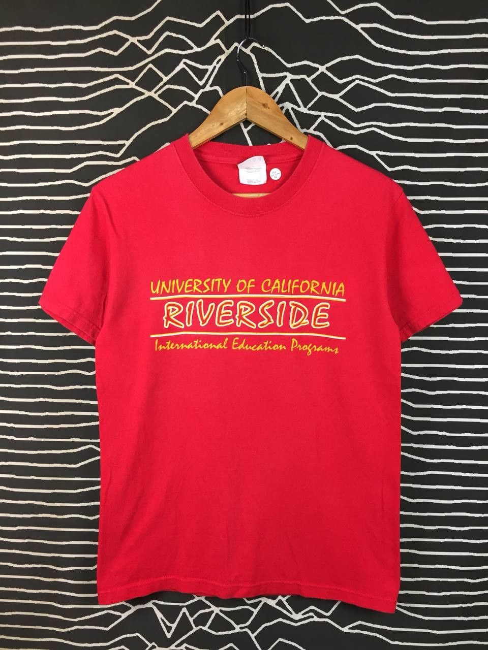 Vintage Vtg 90s University of California Riverside Collegiate Tee Size US S / EU 44-46 / 1 - 1 Thumbnail