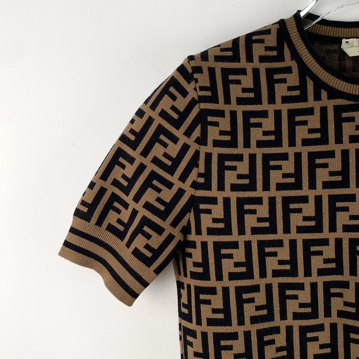 Fendi Fendi Dark Brown Logo Letters All Over Printed T-Shirt Size XS / US 0-2 / IT 36-38 - 3 Thumbnail