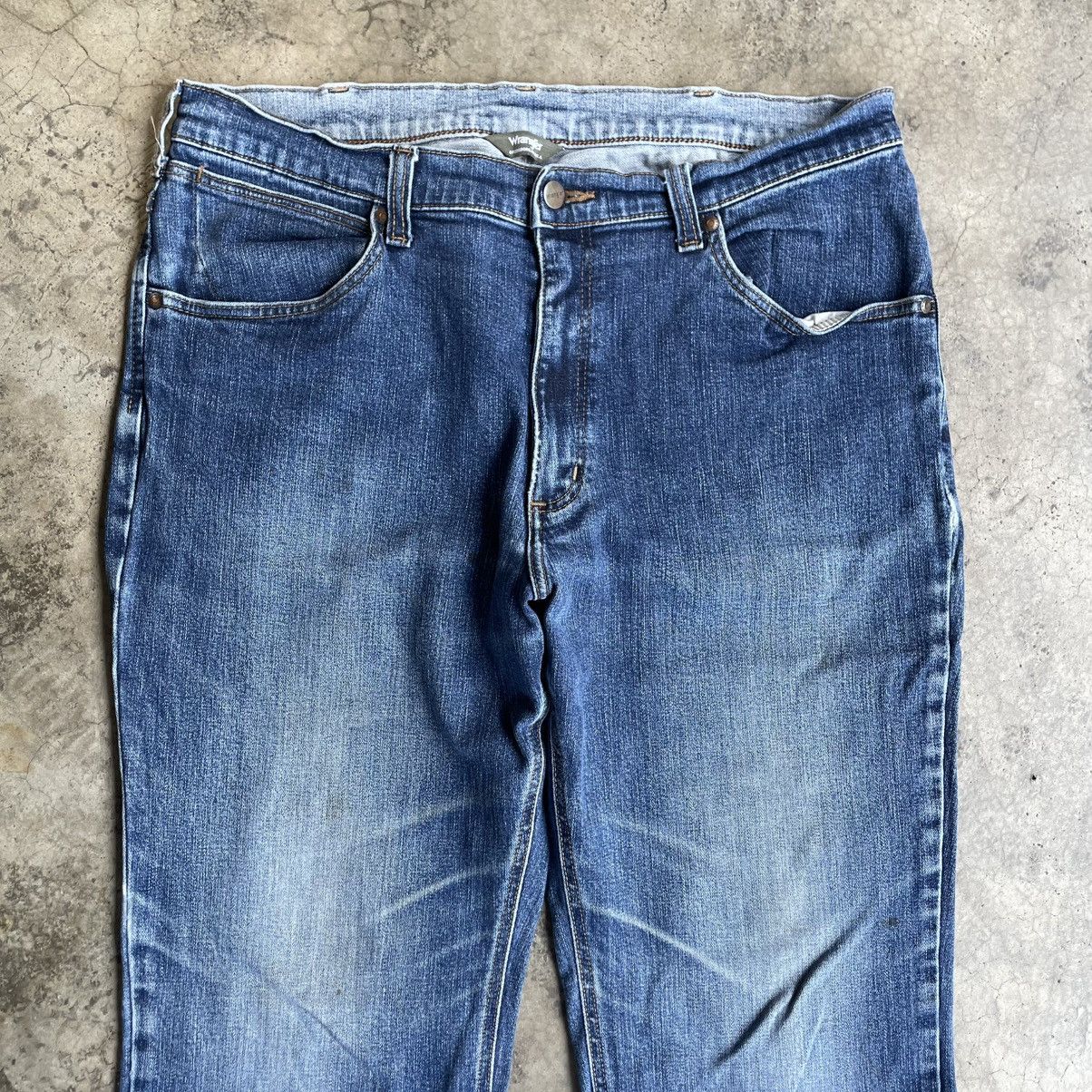 Wrangler 🔥Vintage Wrangler WM3904 Stoned Washed Distress Jeans Size US 35 - 2 Thumbnail