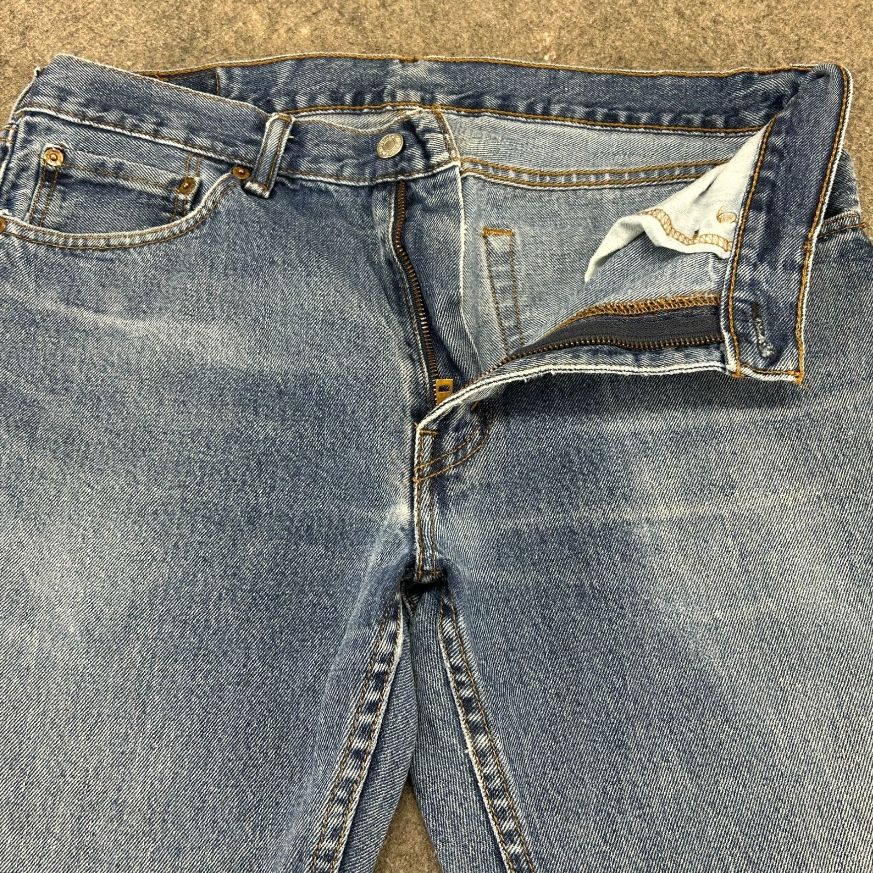 Levi's Levi's 505 Jeans Mens 33x32 Blue Regular Fit Straight Leg Light Wash Distressed Size US 33 - 2 Thumbnail