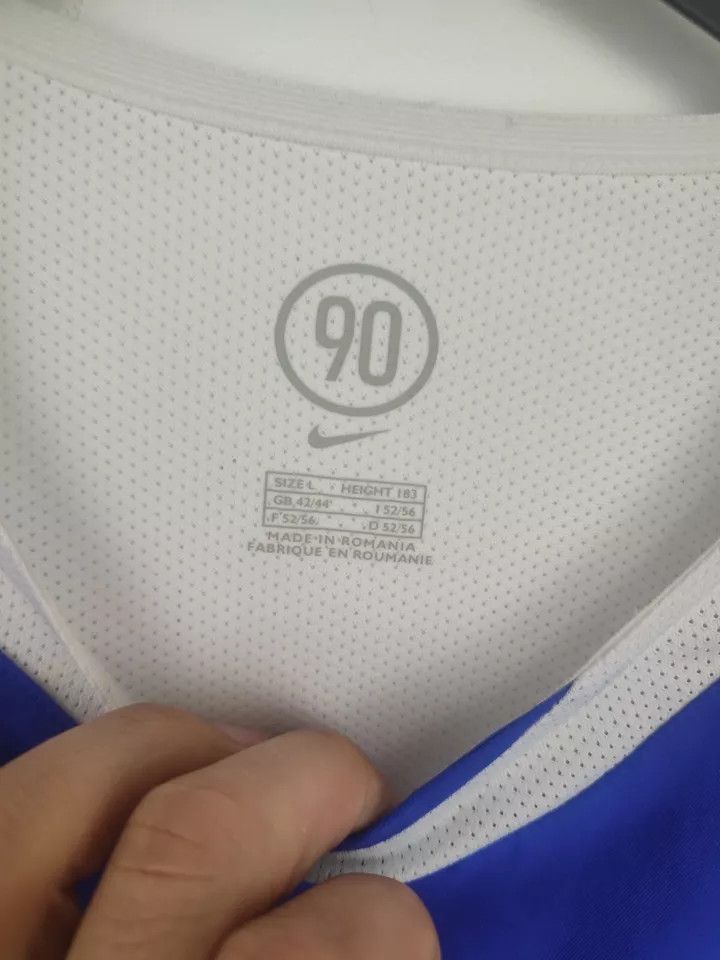 Nike Nike vintage BRAZIL 2004 -2006 AWAY FOOTBALL Kit SHIRT Size US XL / EU 56 / 4 - 6 Thumbnail