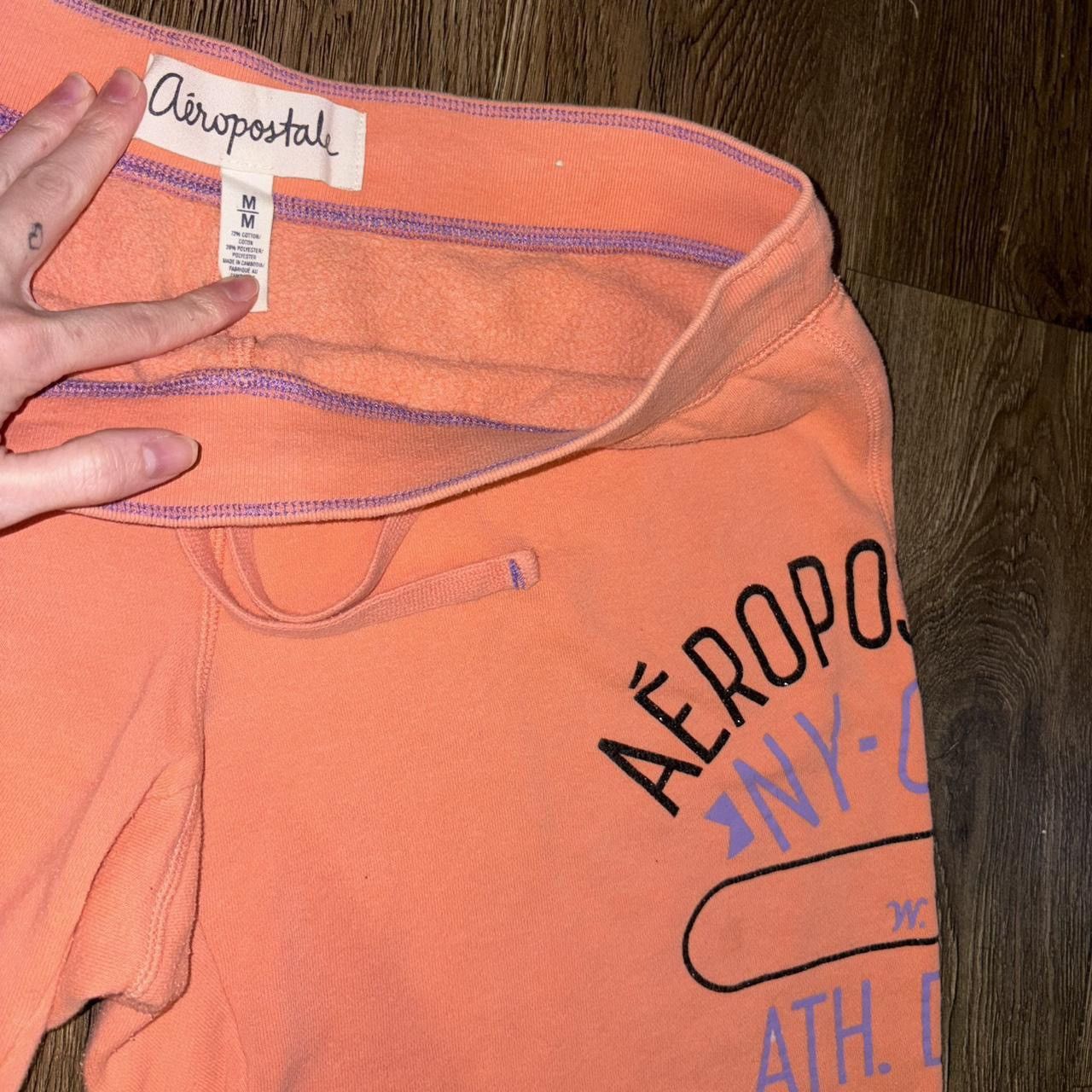 Aeropostale Y2K Aeropostale orange sparkle logo sweat shorts Size 28" / US 6 / IT 42 - 2 Thumbnail