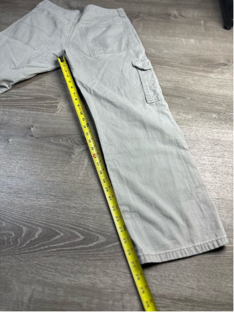 Wrangler Men's Wrangler Beige Cargo Pants Size 33x30 Size US 33 - 8 Thumbnail