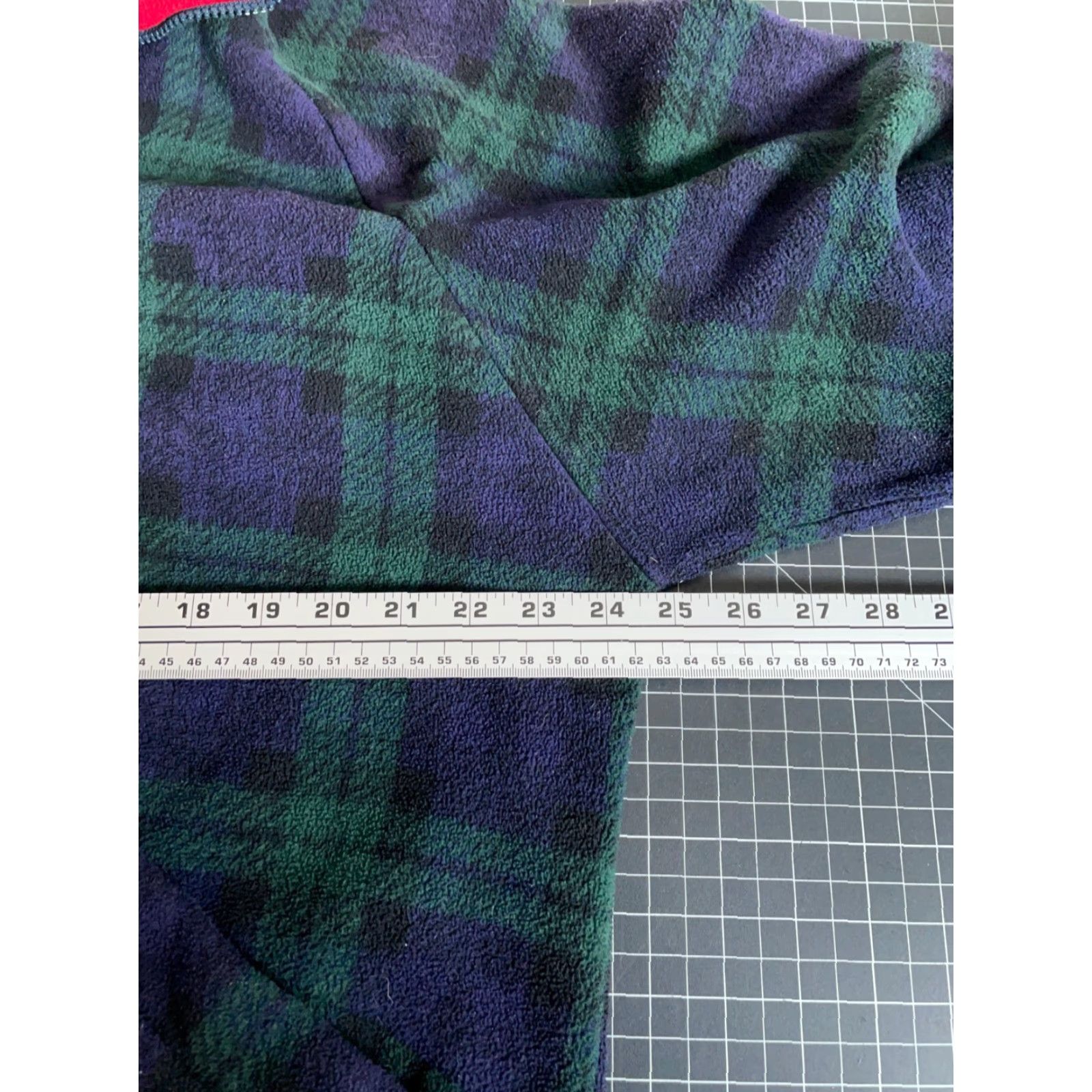 Vintage VINTAGE Authentic Sport Tartan Plaid Fleece Zip Up Jacket Men L Blue Green Unlined 90s Retro Pockets Full Zip Size US L / EU 52-54 / 3 - 5 Thumbnail