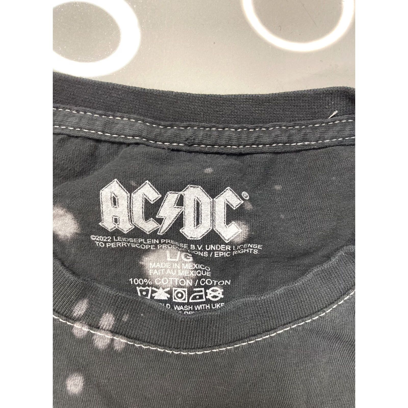 Vintage VINTAGE ACDC 1980 US Tour Crop Graphic T-shirt Women Large Black Short Sleeve Music Size L / US 10 / IT 46 - 5 Thumbnail