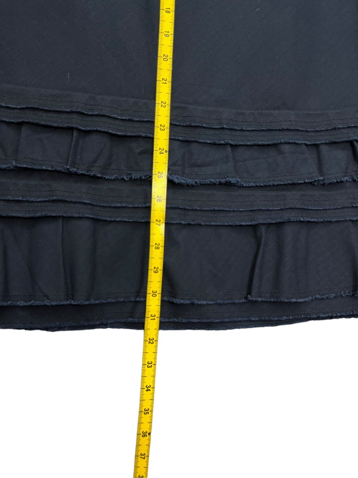 Comme des Garcons × Tricot Comme des Garcons Vtg TRICOT COMME DES GARÇONS Frayed Ruffle Bottom Midi Skirt Size 25" / US 0 / IT 36 - 12 Thumbnail