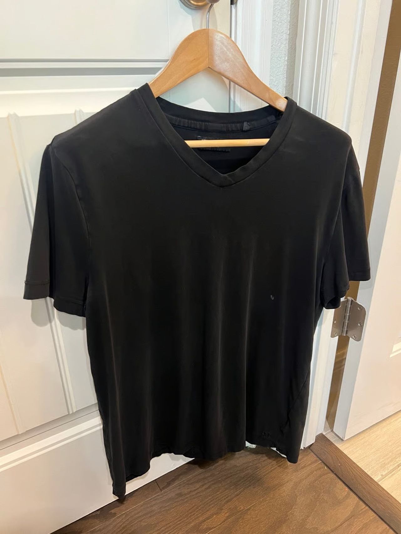 Kenneth Cole Kenneth Cole New York Men's Black V-Neck Tee - Slim Fit L Size US L / EU 52-54 / 3 - 2 Thumbnail