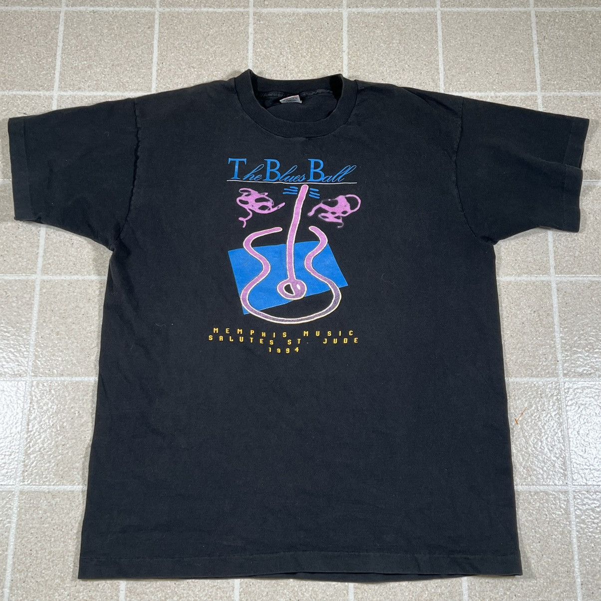 Fruit Of The Loom Vintage Memphis The Blues Ball Tshirt XL Single Stitch USA Size US XL / EU 56 / 4 - 1 Thumbnail