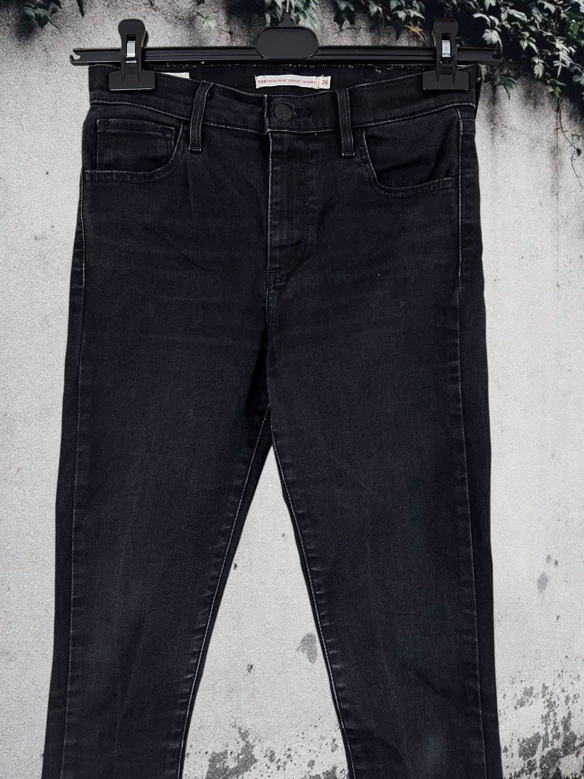 Levi's Levi’s 720 High Rise Super Skinny jeans size W26 L28 Size 26" / US 2 / IT 38 - 2 Thumbnail
