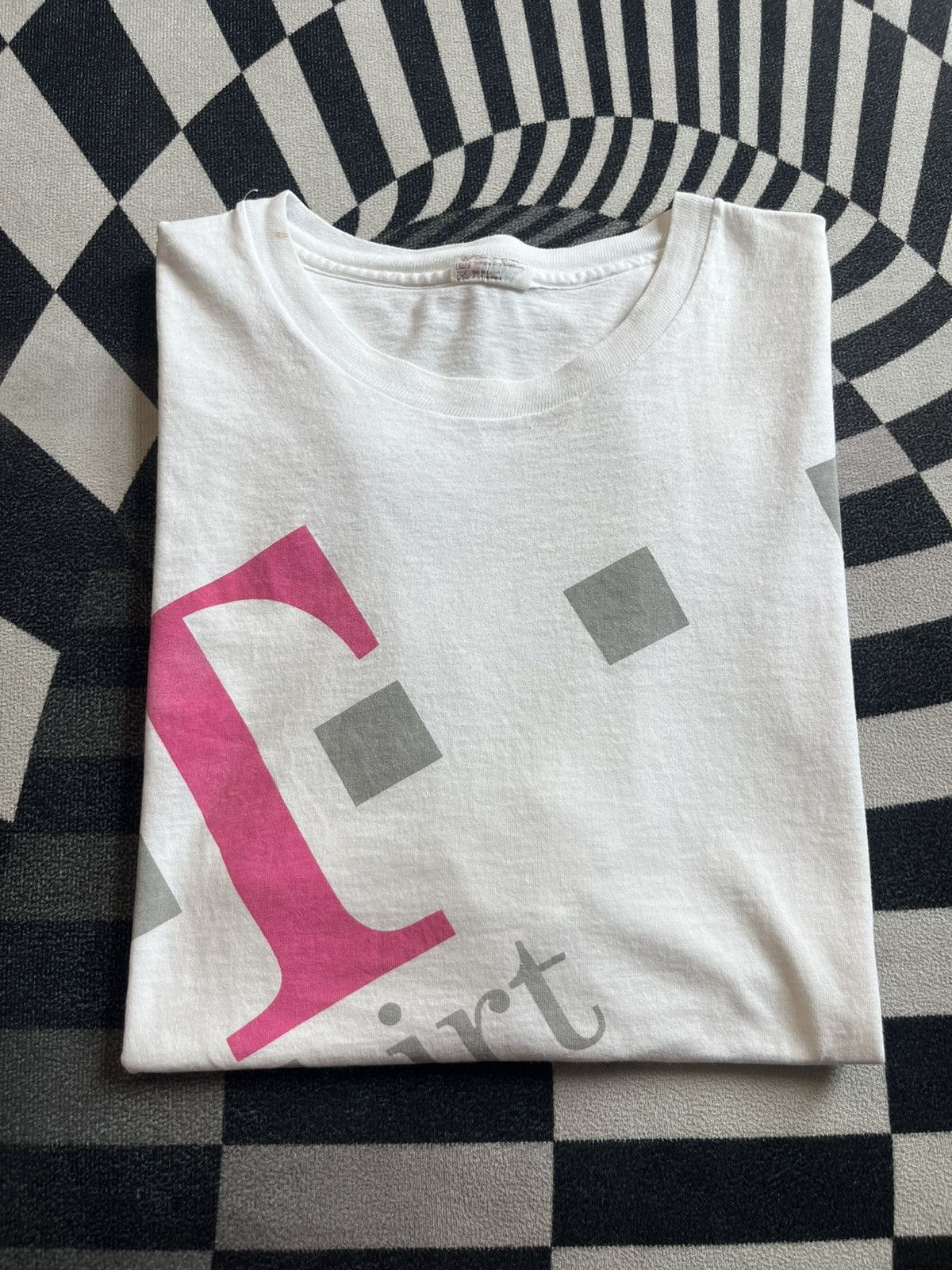 Arts & Science Vintage Deutsche Telekom T-mobile promo Corporate 90’s Shirt Size US XL / EU 56 / 4 - 5 Thumbnail