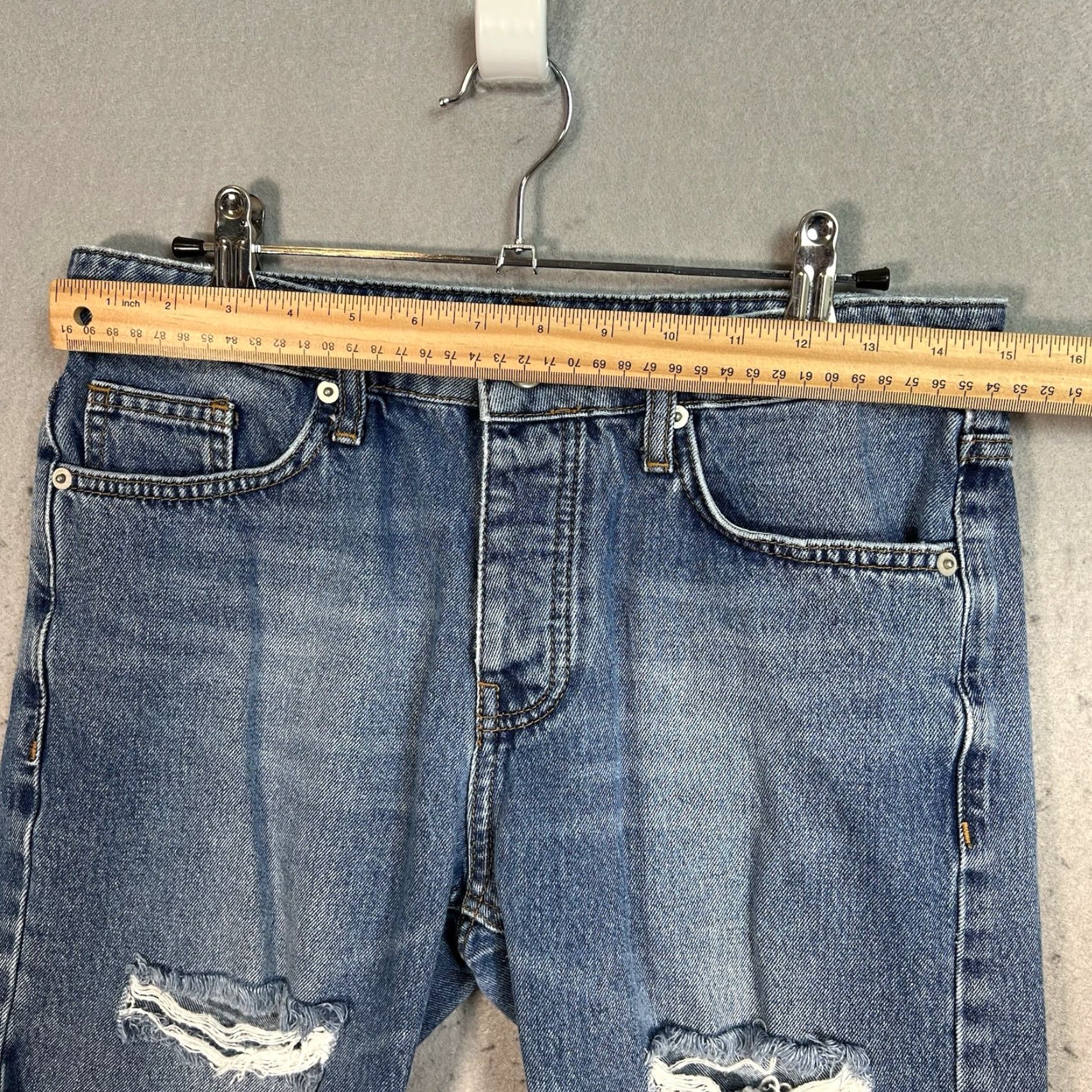 Topman Topman Denim Short — Adult Mens 30 Blue Medium Wash Bermuda 8in Inseam Regular Cotton Front Flat Shirt? Size US 30 / EU 46 - 3 Thumbnail