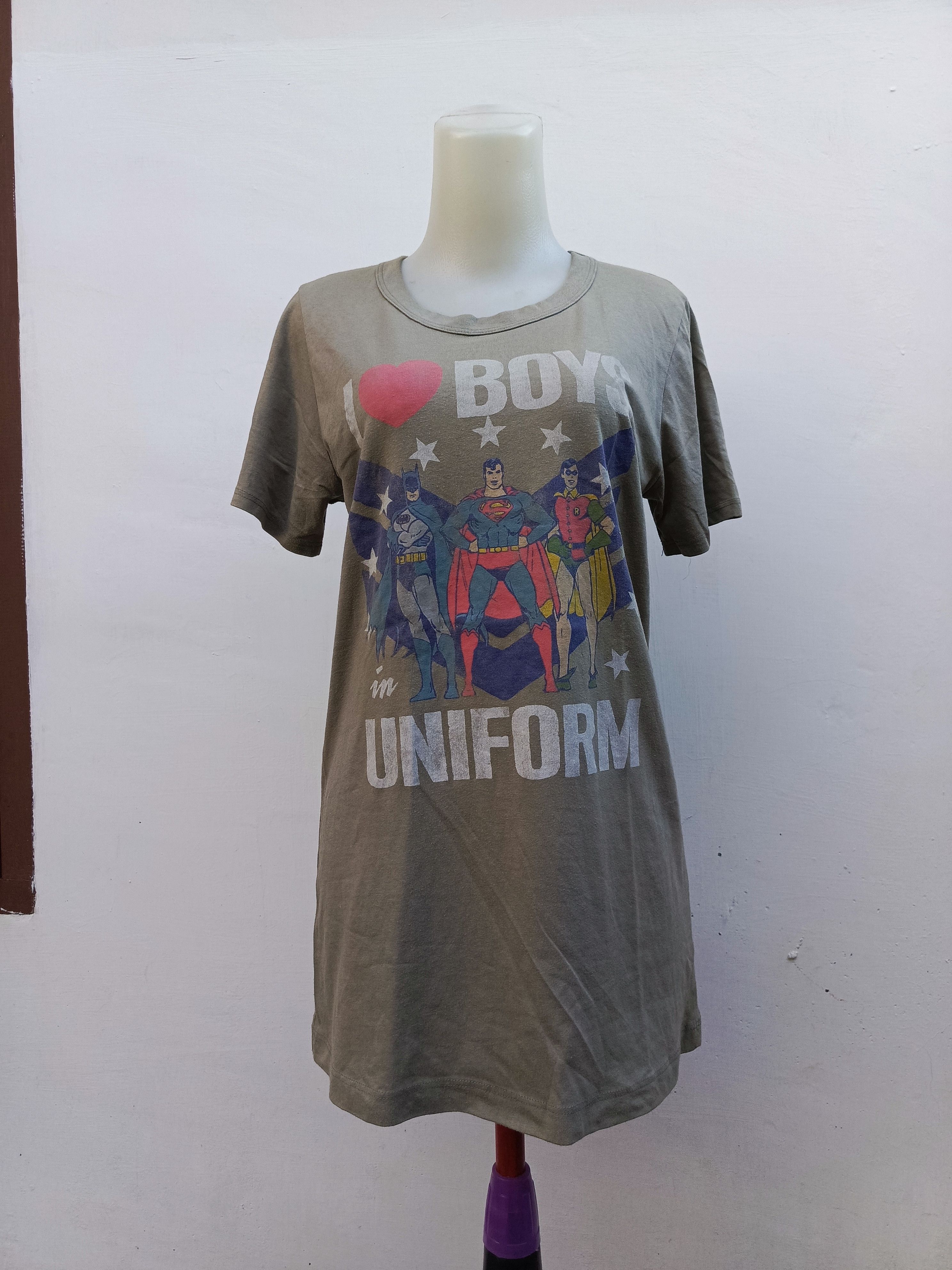 Junk Food Junk Food I Love Boys in Uniform Graphic Tee DC Comics Print Size L / US 10 / IT 46 - 1 Thumbnail
