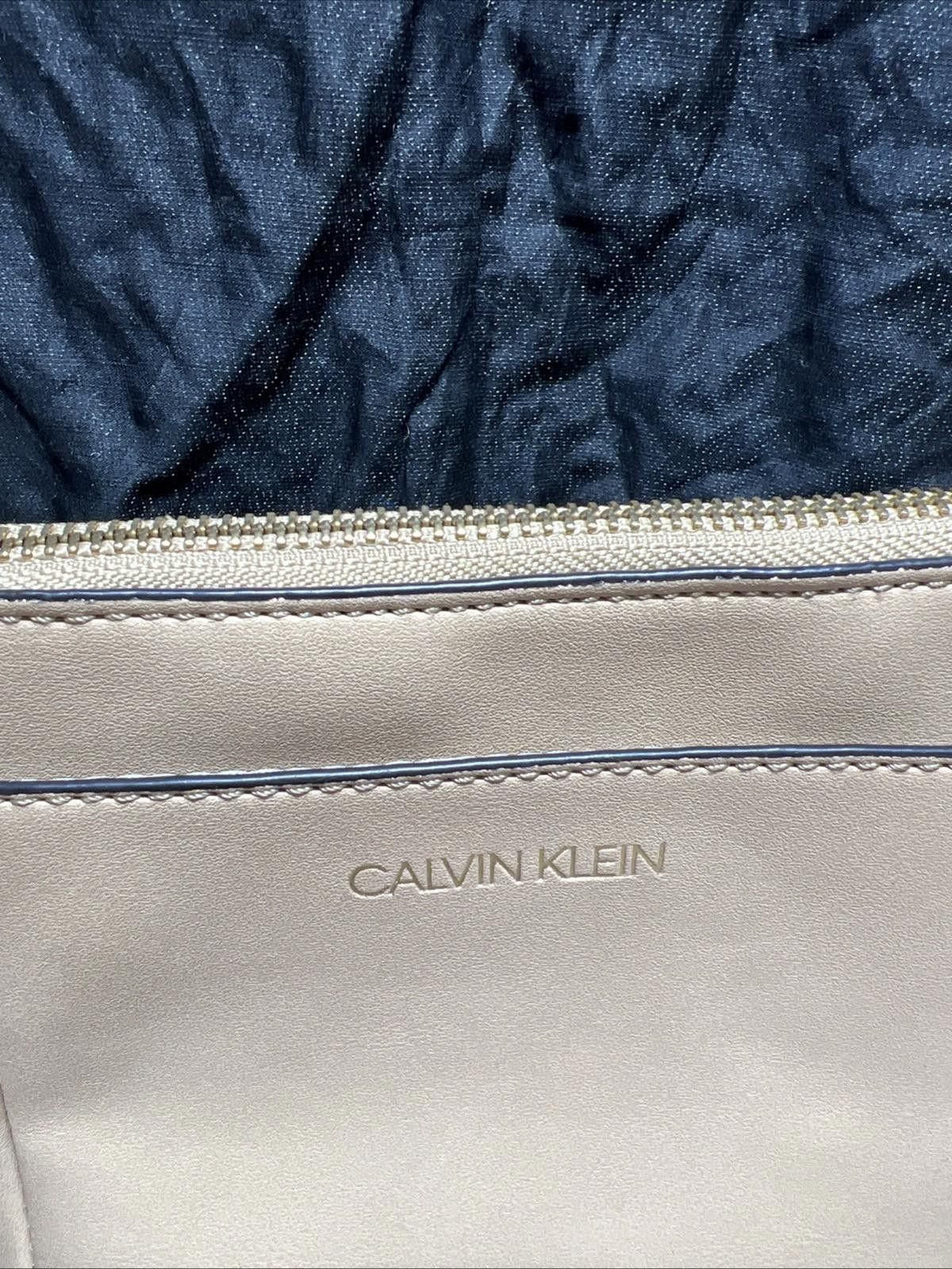 Calvin Klein Calvin Klein Wristlet Tan Gold Zip Closure Front Pocket Size ONE SIZE - 3 Thumbnail