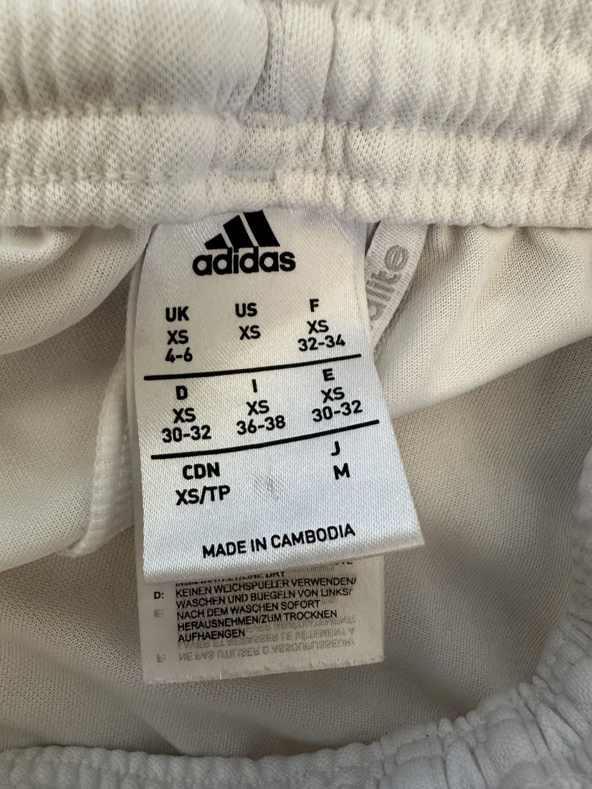 Adidas white adidas shorts Size US 28 / EU 44 - 3 Thumbnail