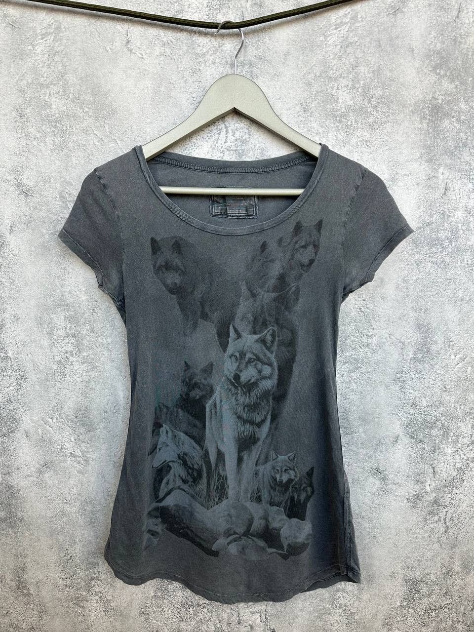 Allsaints AllSaints Spitalfields Nighthunders Tee Wolves T-Shirt Size XS / US 0-2 / IT 36-38 - 1 Thumbnail