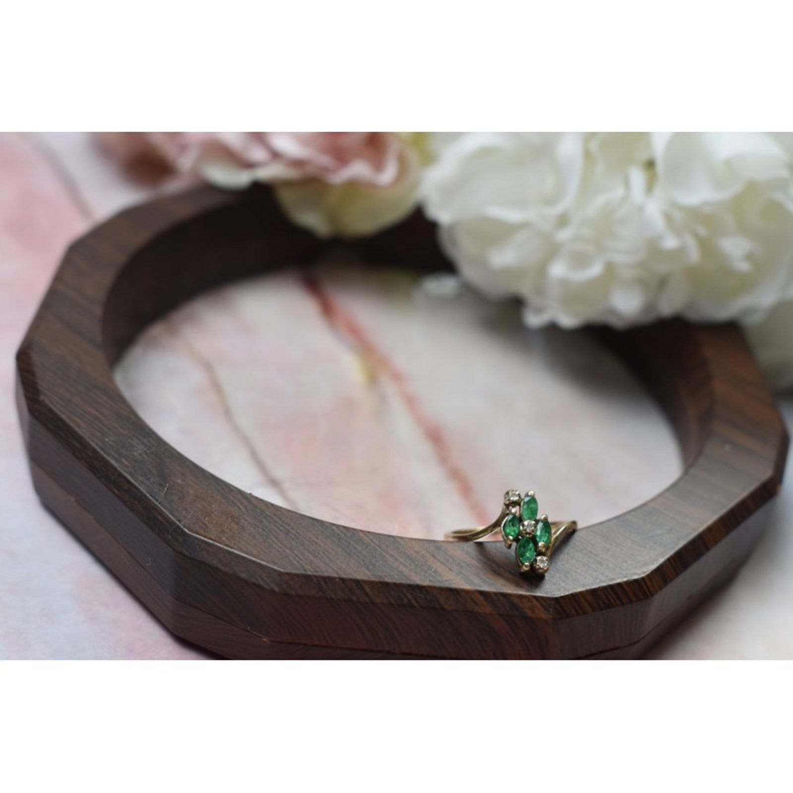 Anonymous Club 10K YELLOW GOLD EMERALD & DIAMONDS RING SIZE 6.75 Size ONE SIZE - 6 Thumbnail