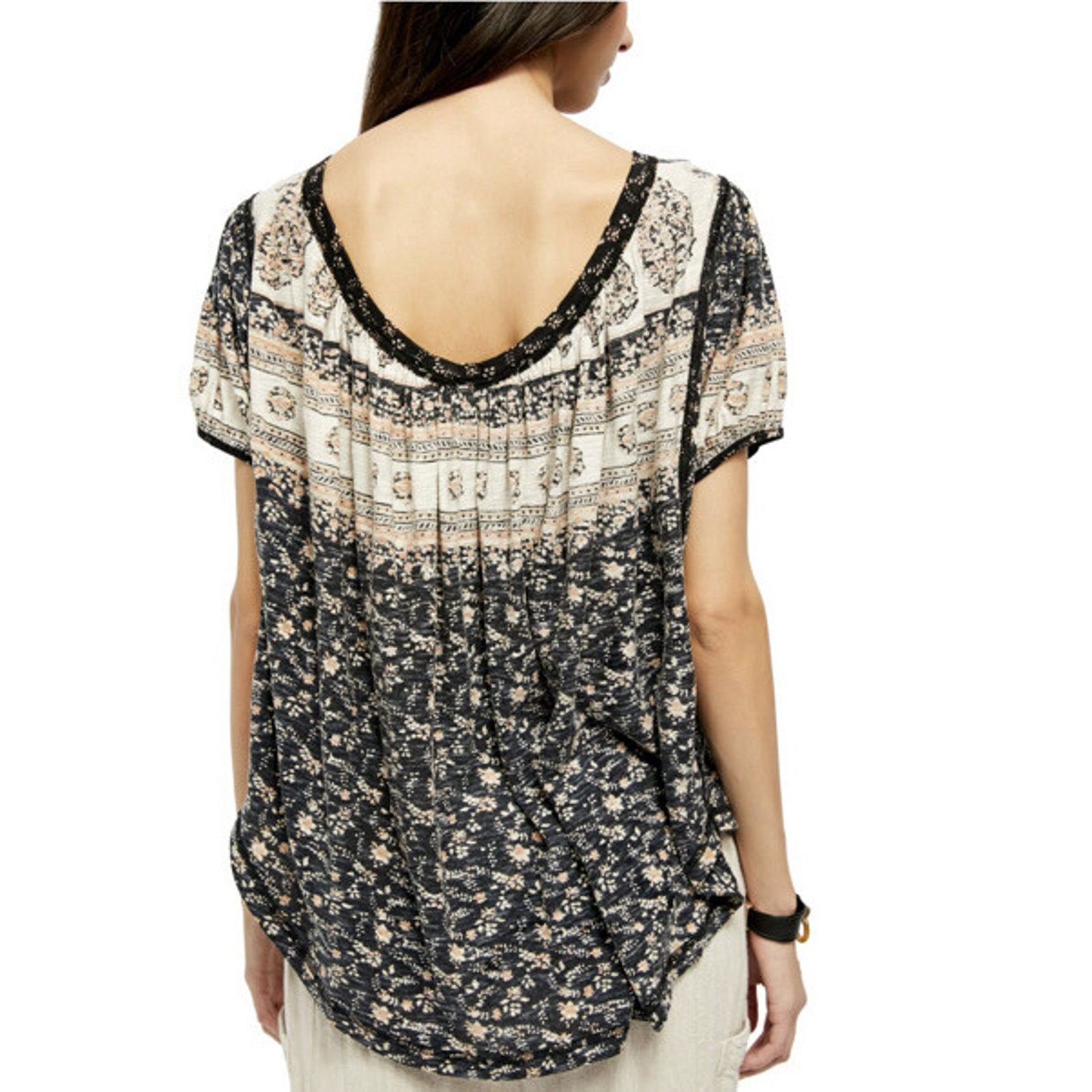 Free People FREE PEOPLE Women Black Floral Scoop Neck Top Size S A002091 Size S / US 4 / IT 40 - 6 Thumbnail