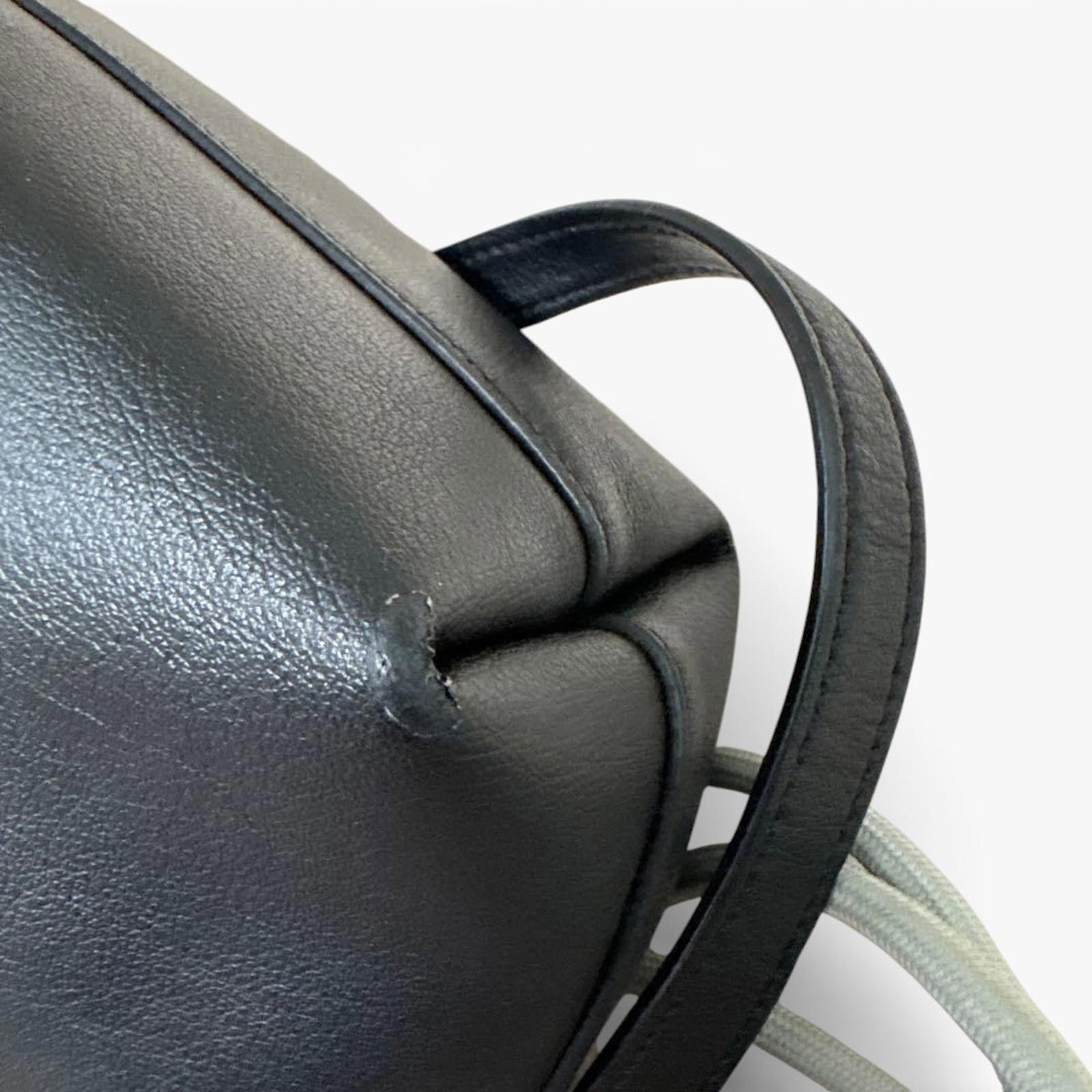 Saint Laurent Paris Saint Laurent - Black Leather Tote Bag Gold Hardware Size ONE SIZE - 6 Thumbnail