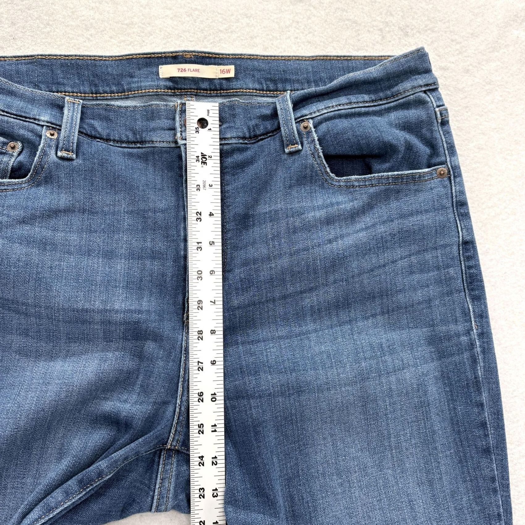 Levi's Levis 726 Flare Jeans Womens 16W Blue Med Wash High Rise Stretch Western Cowgirl Jeans Size 38" / US 16 / IT 52 - 6 Thumbnail