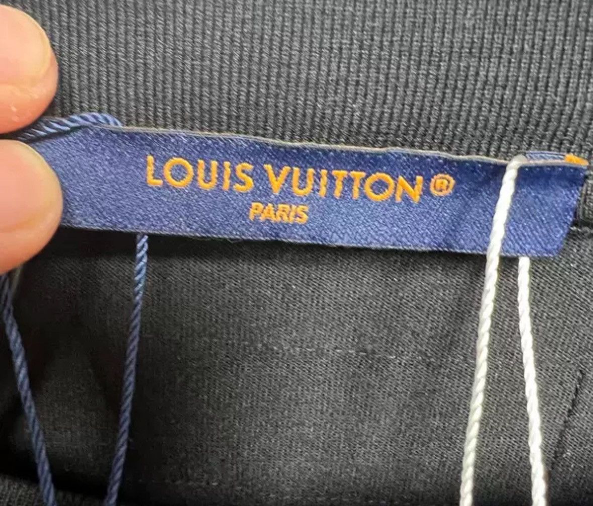 Louis Vuitton LOUIS VUITTON LV Rainbow Letter Long Sleeve Hoodie Size US XL / EU 56 / 4 - 5 Thumbnail