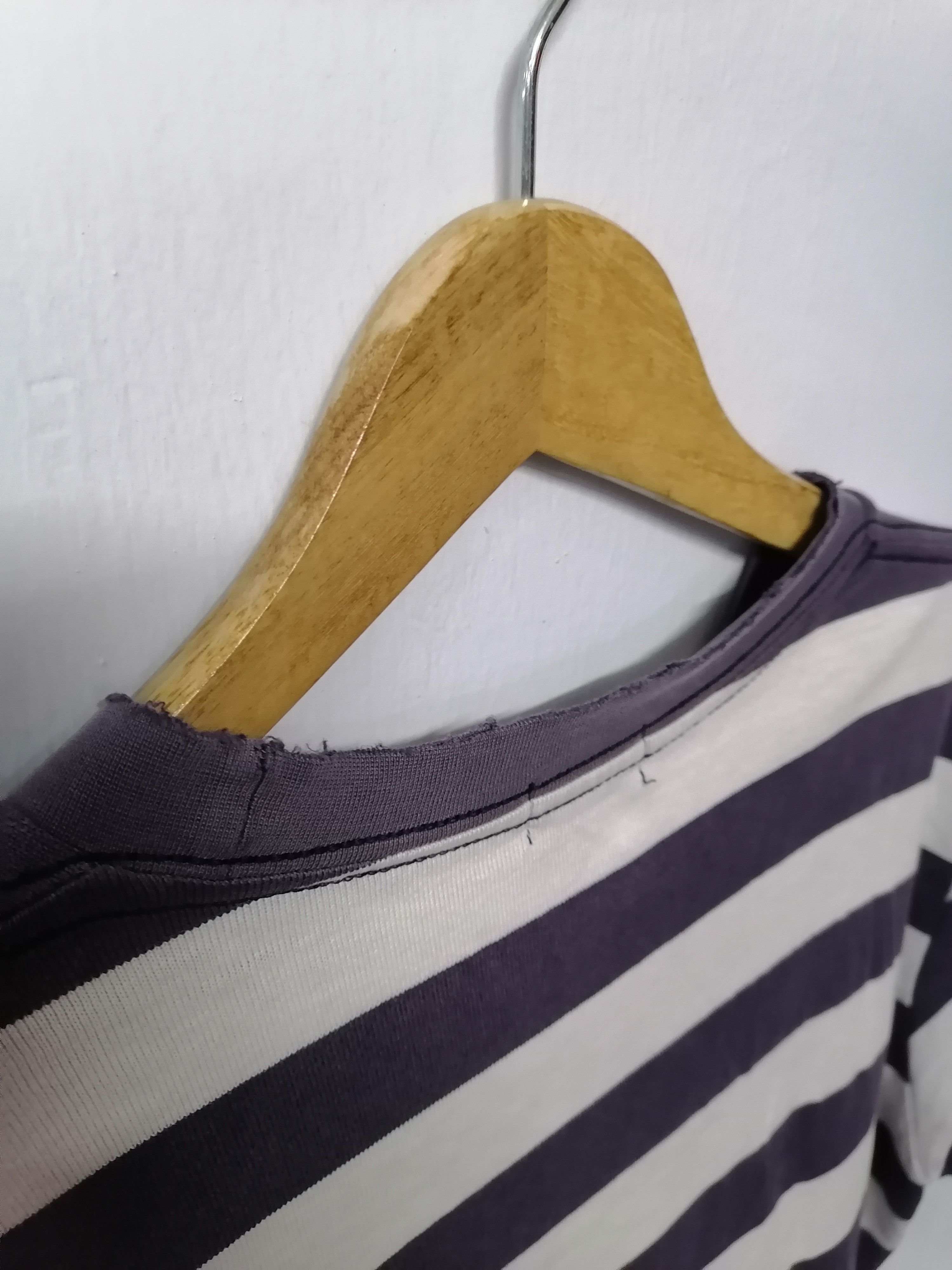 Japanese Brand Trashed Faded Destroy Uniqlo Stripe T-shirt Size US M / EU 48-50 / 2 - 9 Thumbnail