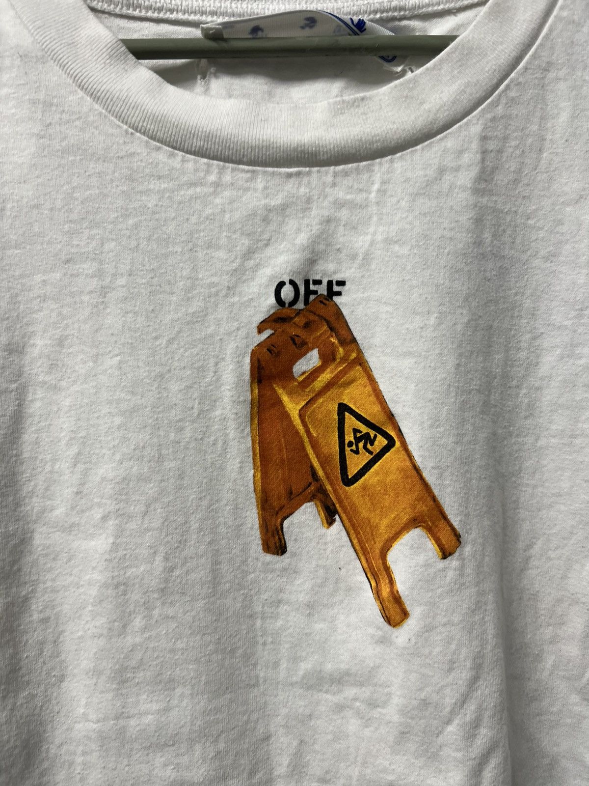 Off-White Off White T-shirt Big Logo Luxury Size XL Size US XL / EU 56 / 4 - 10 Thumbnail