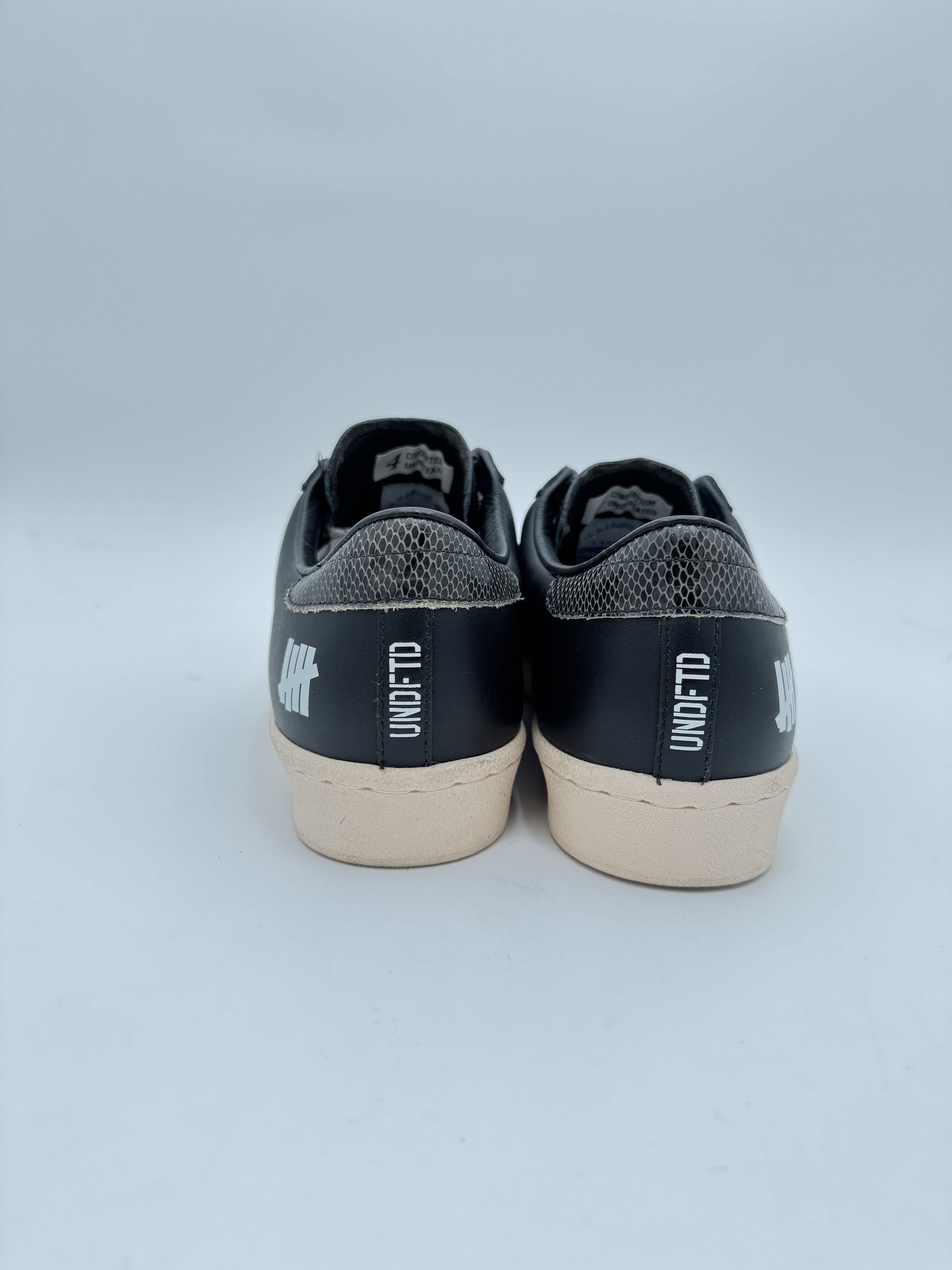 Adidas × Undefeated 1 of 600 Undefeated adidas Superstar 35th Anniversary Size US 9 / EU 42 - 3 Thumbnail