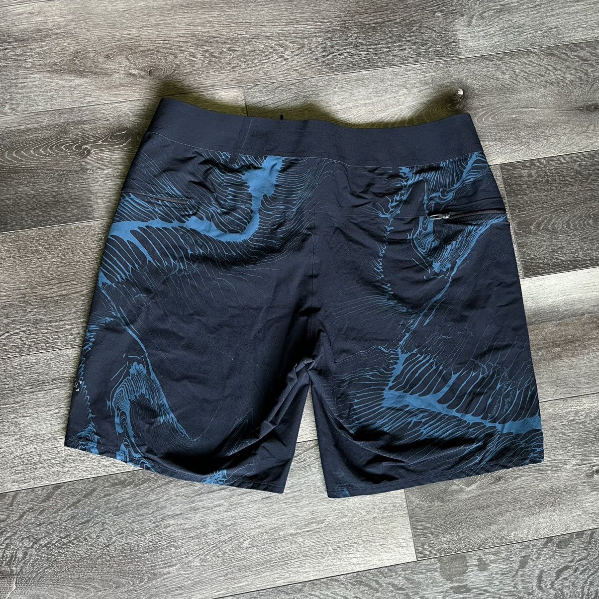 Lululemon Lululemon Moon Drift Board Shorts Swim Trunks Men’s Size 31 Size US 31 - 1 Thumbnail