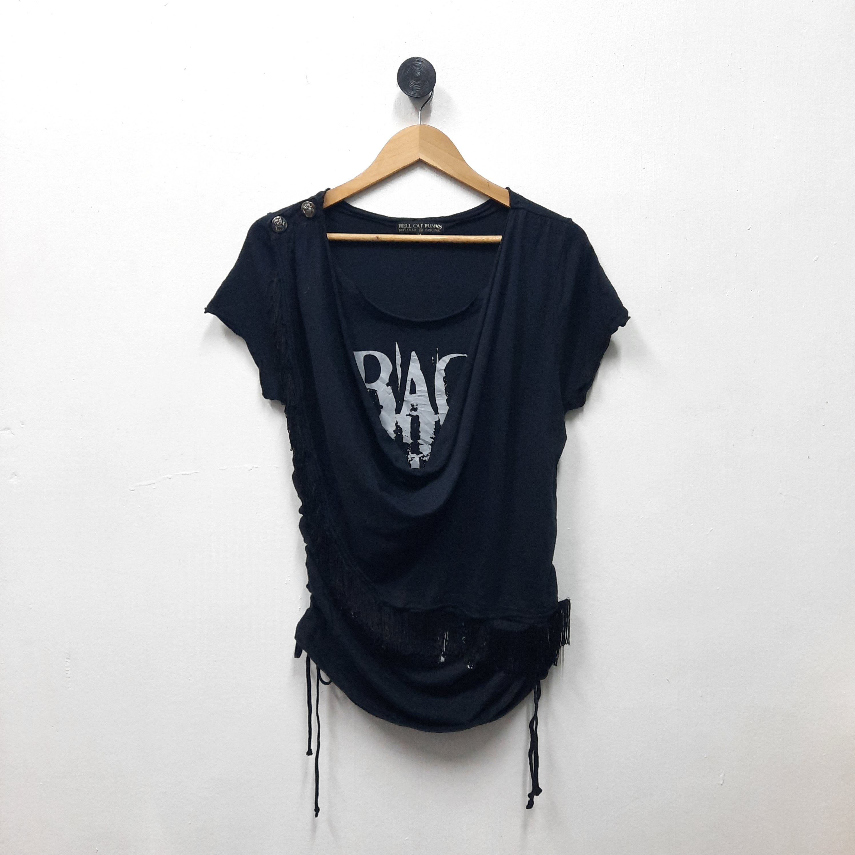 Tornado Mart ☠️ Hell cat punks 'back to hell' punk rock gothic emo shirt Size M / US 6-8 / IT 42-44 - 3 Thumbnail