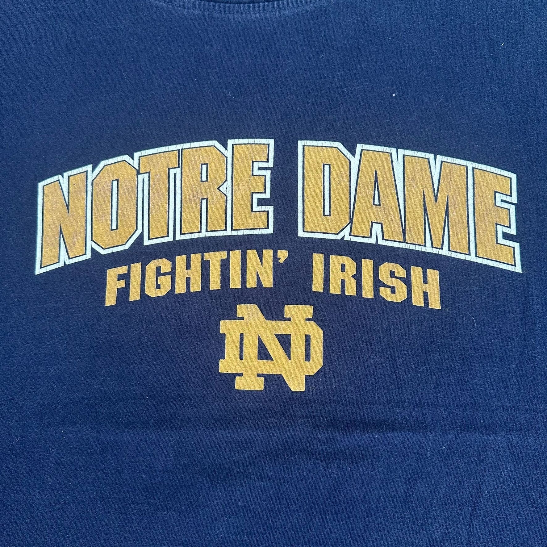 NCAA Vintage Y2K NCAA Notre Dame Fighting Irish T-Shirt Navy XL S Size US XL / EU 56 / 4 - 2 Thumbnail