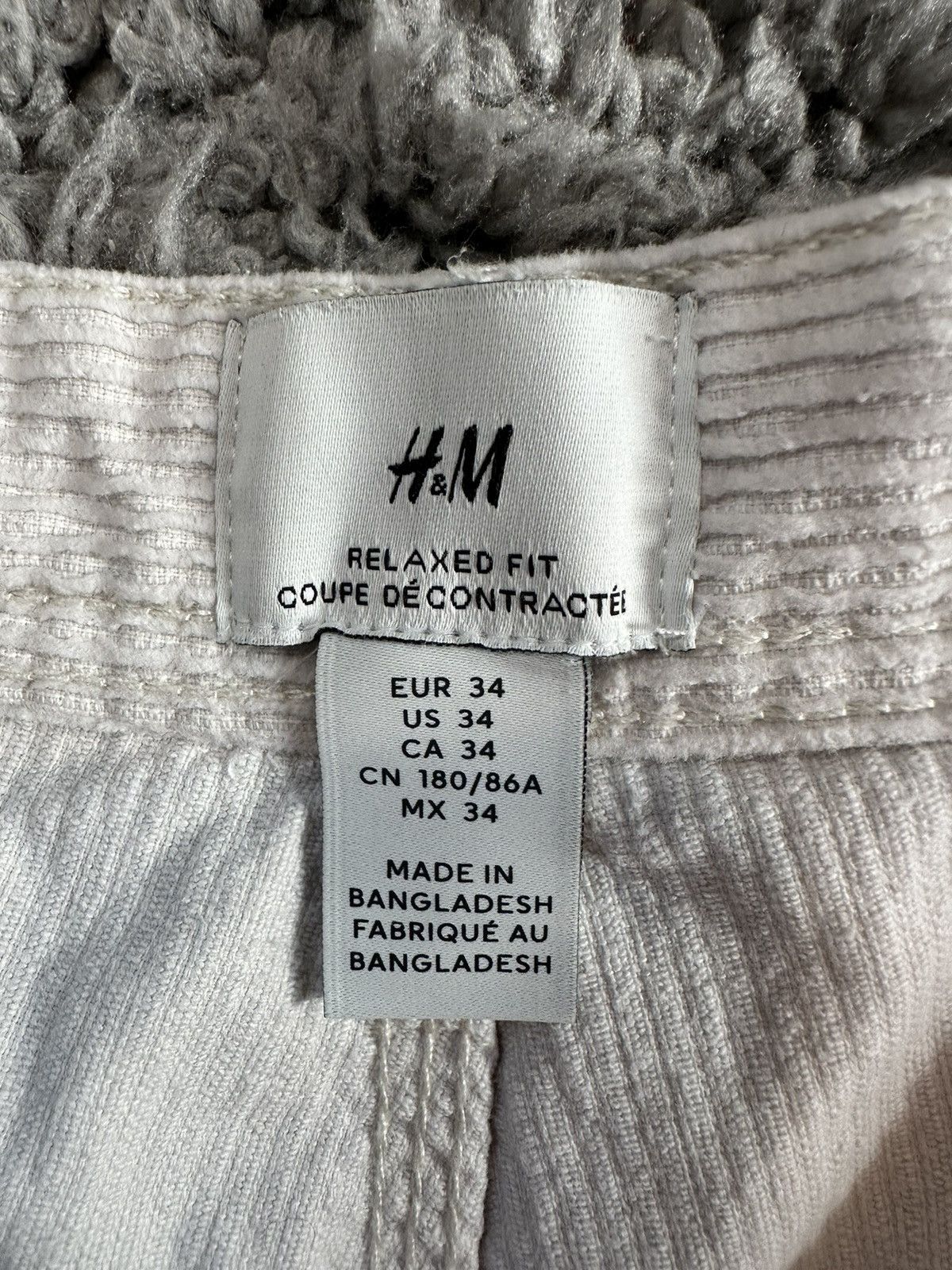 H&M Relaxed Fit Corduroy Carpenter Pants Size US 34 / EU 50 - 3 Thumbnail