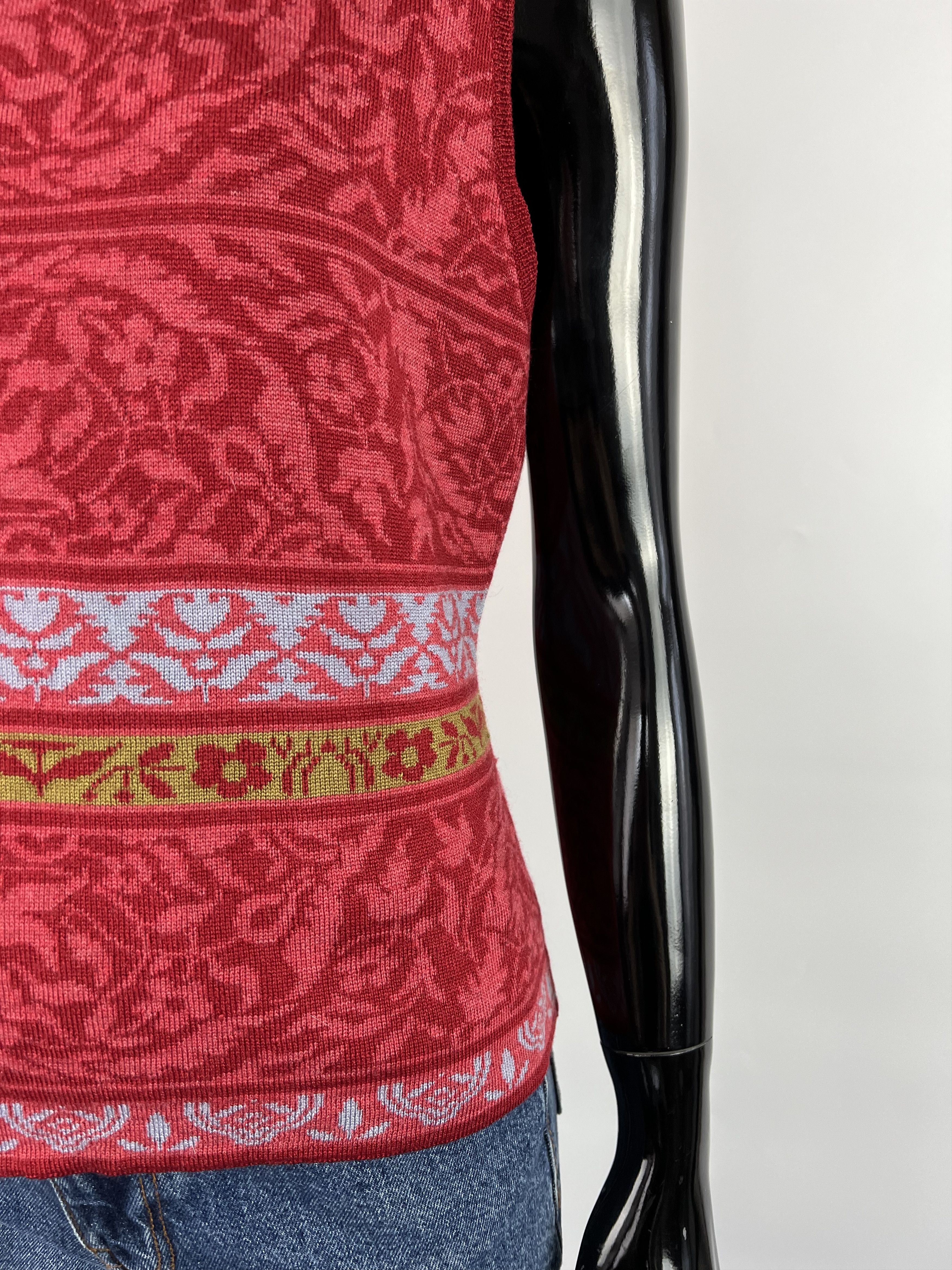 Designer Oleana Norway Floral Wool Silk Knit Top Vest Size XS/S Size S / US 4 / IT 40 - 9 Thumbnail