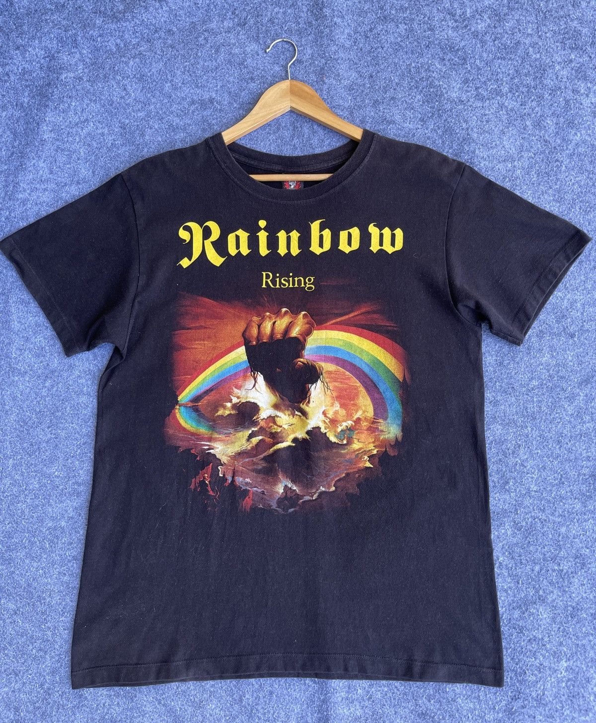 Band Tees Last Drop🔥Rare🔥Vintage RAINBOW RISING Band T Shirt Size US L / EU 52-54 / 3 - 7 Thumbnail