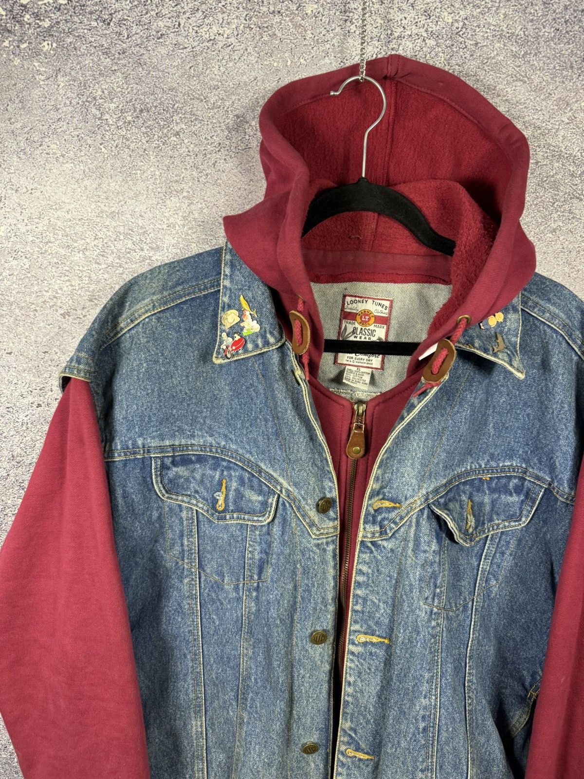 Vintage × Warner Bros All Folks Looney Tunes 1995 WB Hoodie Vest Jacket XL Denim Size US XL / EU 56 / 4 - 4 Thumbnail