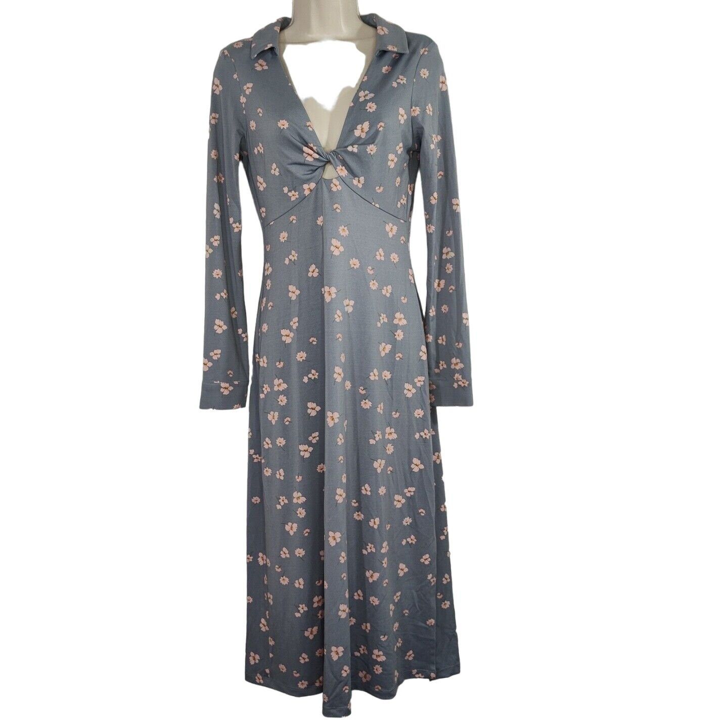 Other Wayf Blue Pink Floral Sheath Dress Plunge V-neck Size XS Size XS / US 0-2 / IT 36-38 - 2 Thumbnail