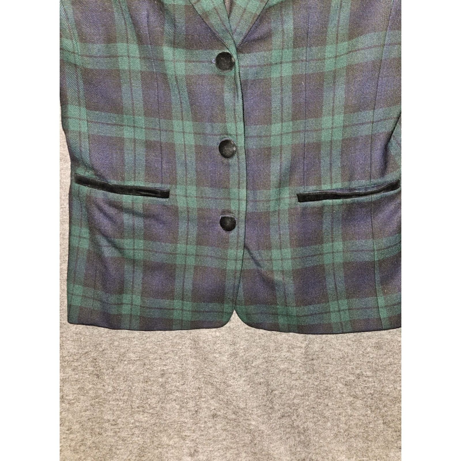 Brooks Brothers VINTAGE Brooks Brothers Blazer Women 10 Green Plaid Worsted Wool Made in USA Shirt Adults Womens 10 Green Plaid Secretary/Geek Style Size L / US 10 / IT 46 - 6 Thumbnail