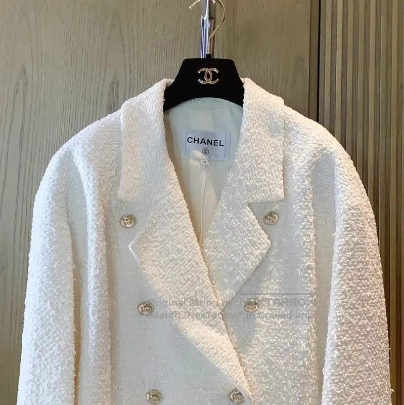 Chanel Chanel White Cotton Blend Women's Jacket . Size M / US 6-8 / IT 42-44 - 2 Thumbnail