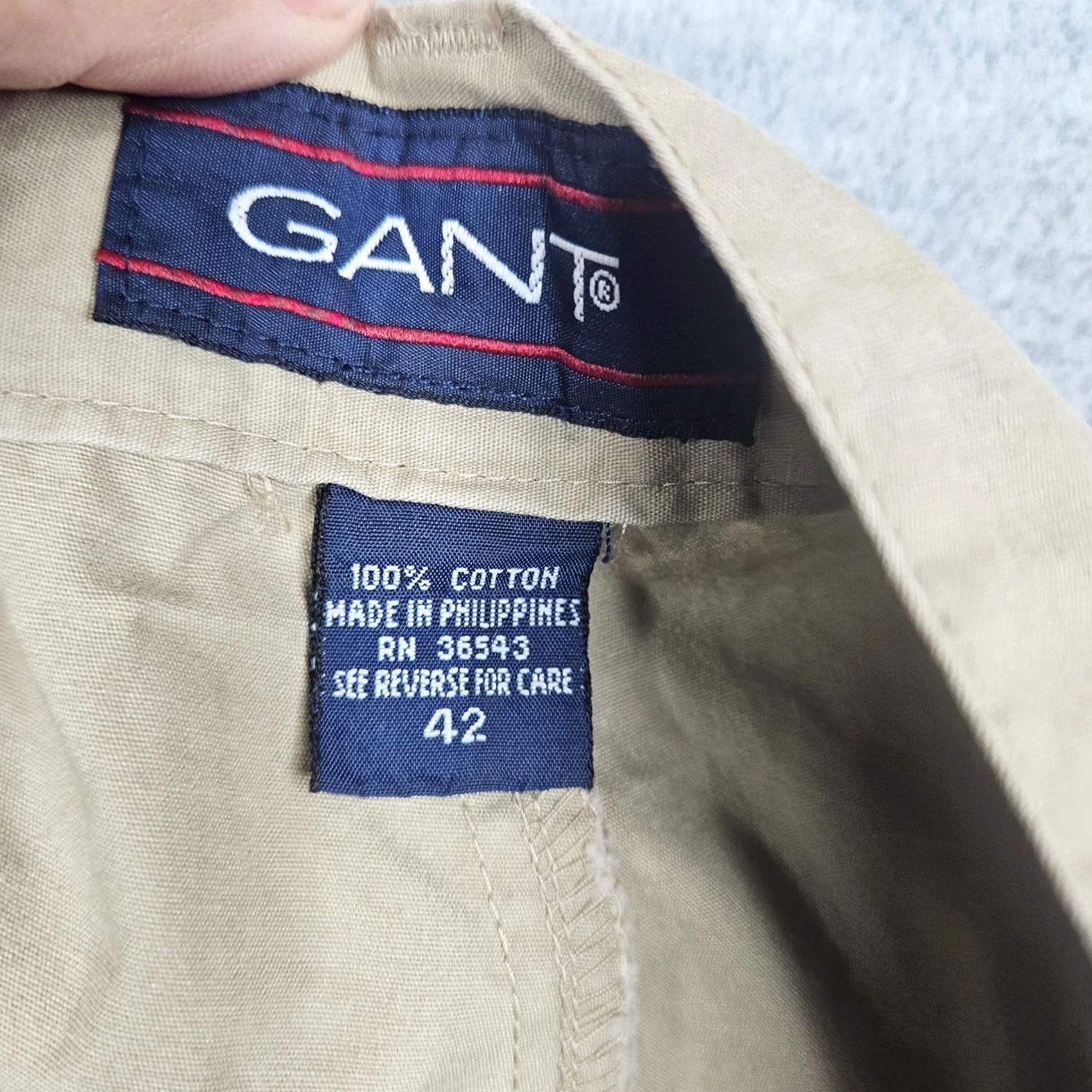 Gant VINTAGE GANT Chino Short Mens 42 Beige Cotton Regular 6in Inseam Button Pockets Logo Adjustable Waist Solid Mid Rise Slim Casual Outdoor 90s Mens Size US 42 / EU 58 - 5 Thumbnail