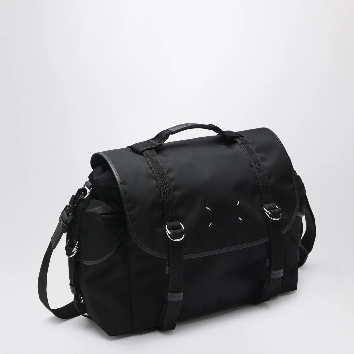 Maison Margiela o1d2blof0526 Size: OS / High Tech Messenger Bag in Black Size ONE SIZE - 3 Thumbnail