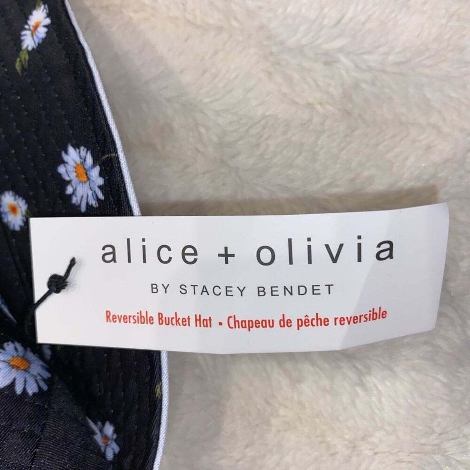 Alice + Olivia Alice and Olivia floral reversible bucket hat | Sz OS, NWT Size ONE SIZE - 3 Thumbnail