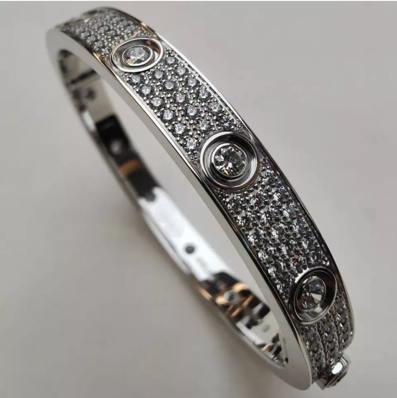 Other VCA Love Bracelet Diamond-Paved 18K white gold Size 16 Size ONE SIZE - 1 Thumbnail